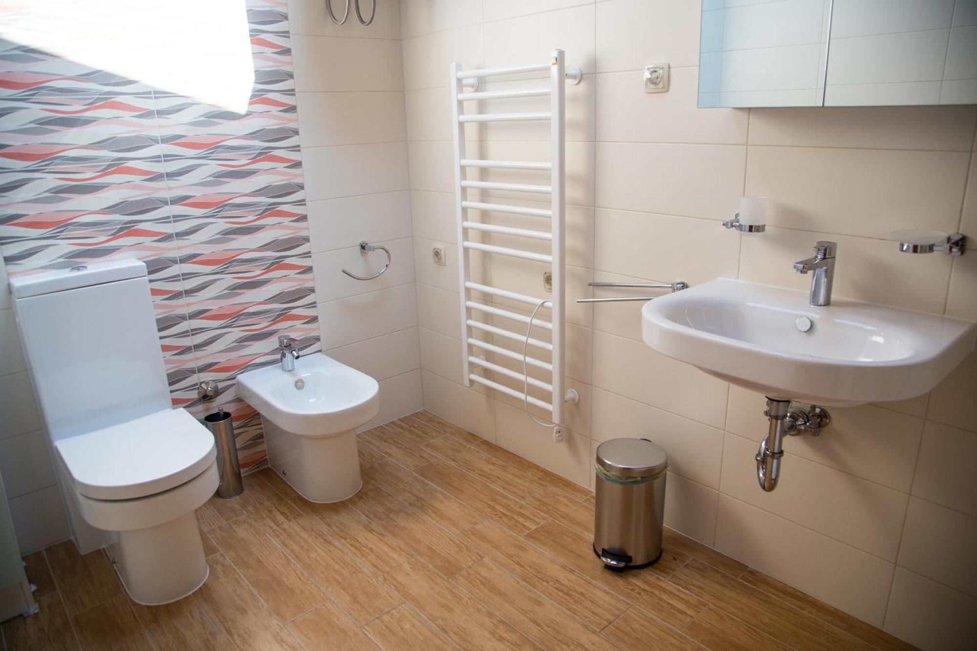 Flora Apartman