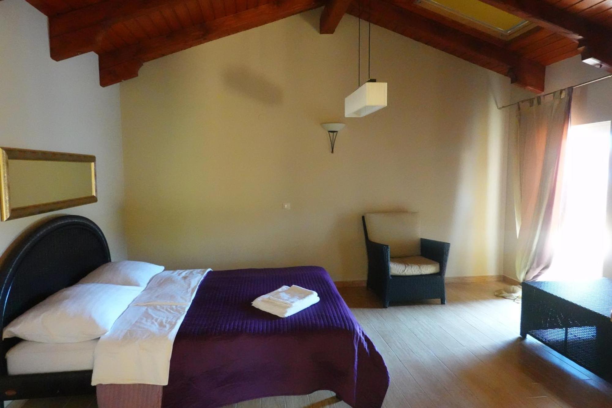 Flora Apartman *